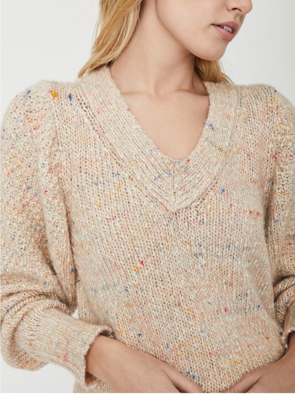 Brochu Walker Andrain Saffro V-Neck Speckled Knit Sweater. Size S